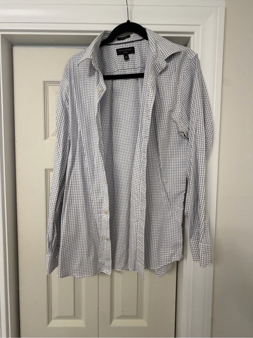 Banana Republic White and Blue Check Dress Shirt